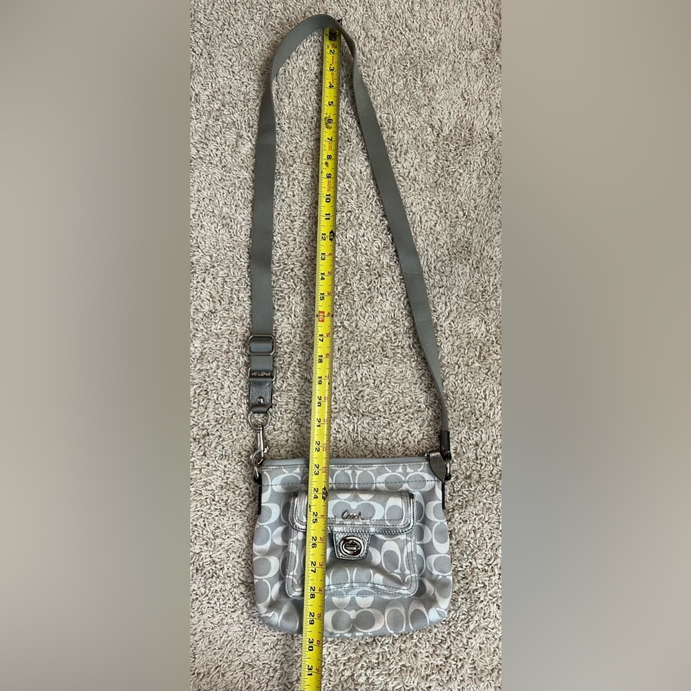 Coach - Picture 2 of 10